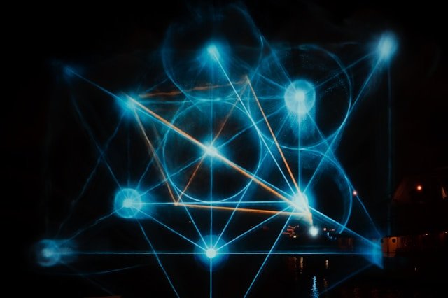 Minimal cloud computing illustration showing data storage, applications, and connected digital systems